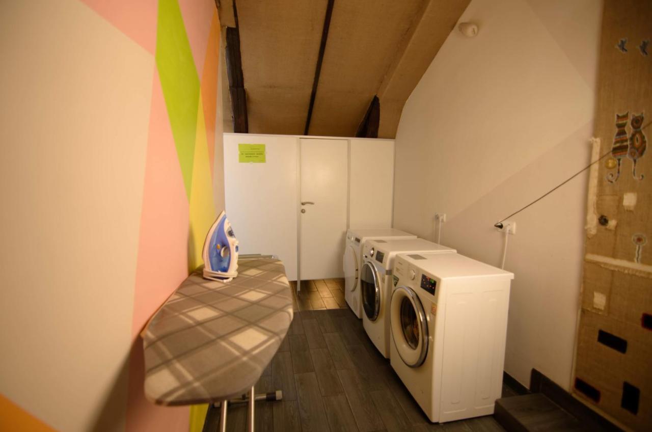 Lucky Hostel на Крещатике Киев Екстериор снимка